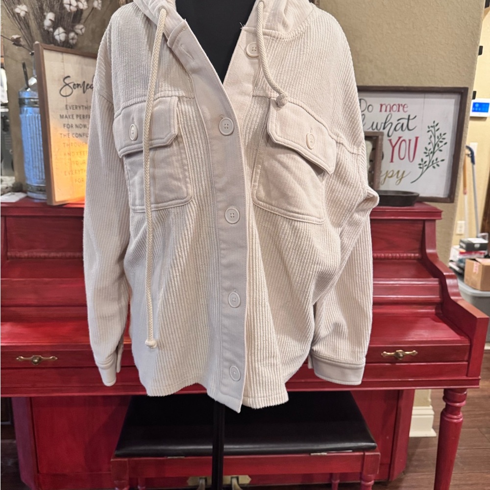 American Eagle Outfitters Cream Utility Jacket Lightweight Relaxed Fit